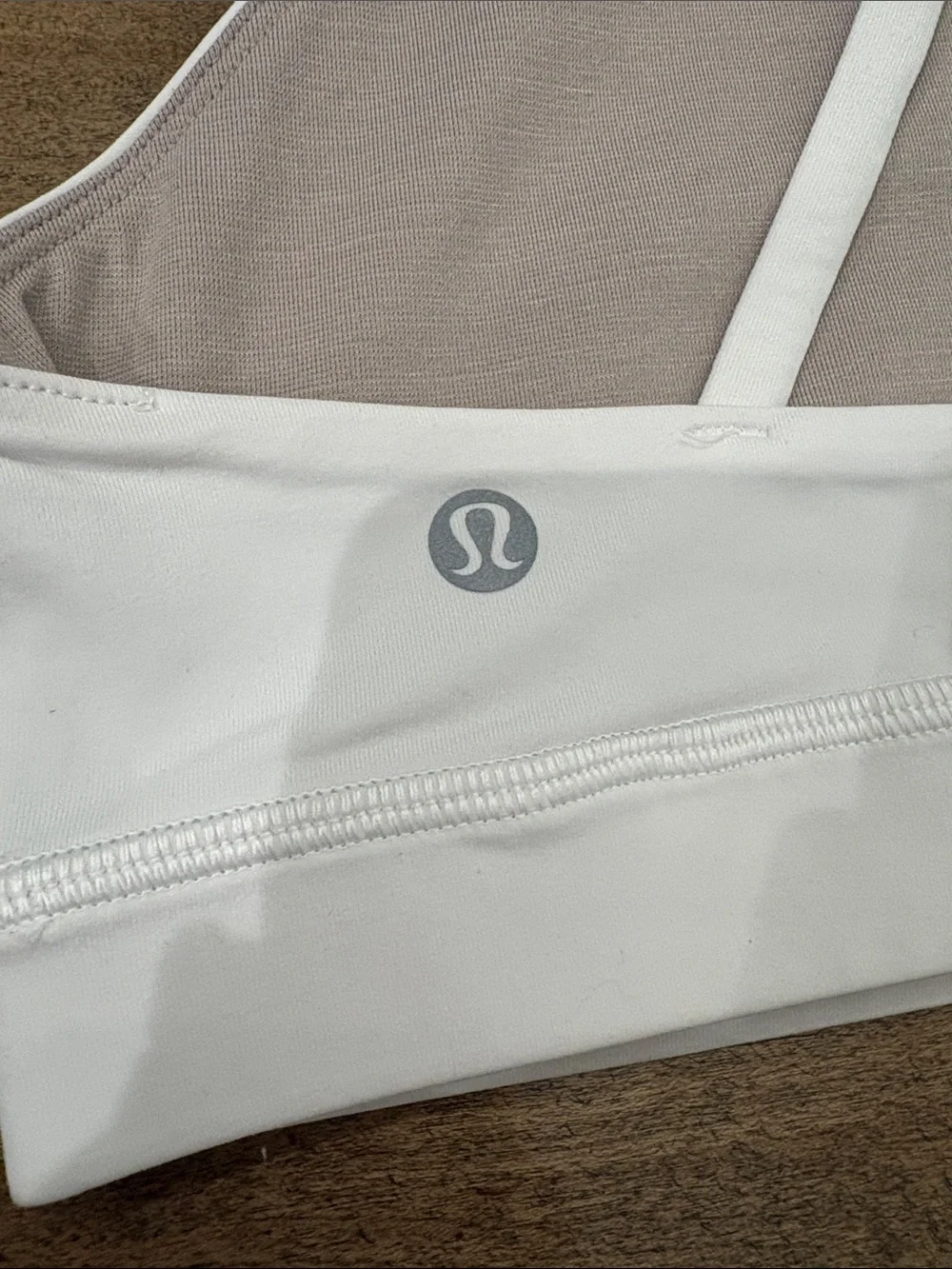 Lululemon energy bra high neck sports bra white size 8